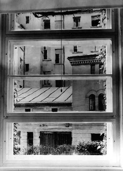 Aenne Biermann: Blick durch mein Atelierfenster, vor 1930 